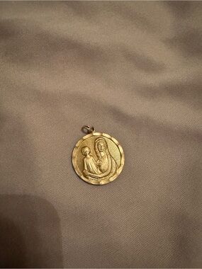 Vintage Gold-Tone Virgin Mary and Child Medallion Pendant
